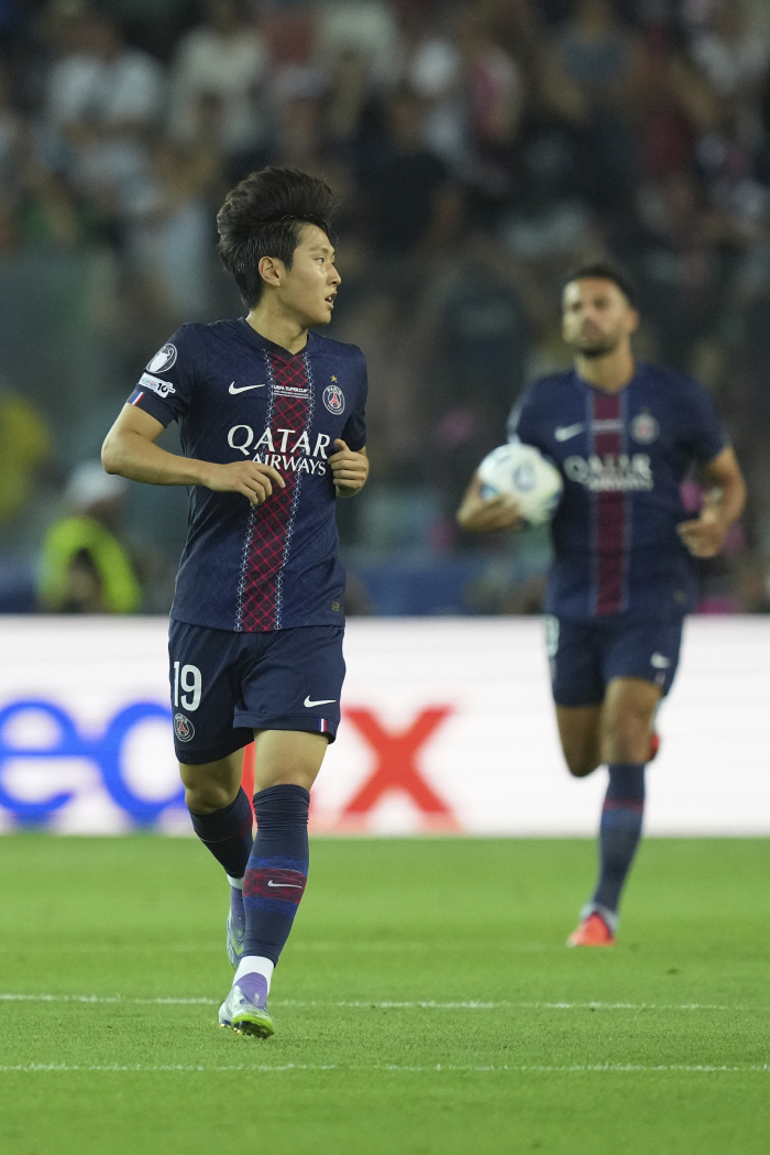 Amazing paradox Son Heung-min's vacancy → Lee Kang-in filled it, one goal  one PK Tottenham's outburst...Captain Gobyeoljeon, there was a reason to visit Sangam. → First Super Cup top  goal impressed