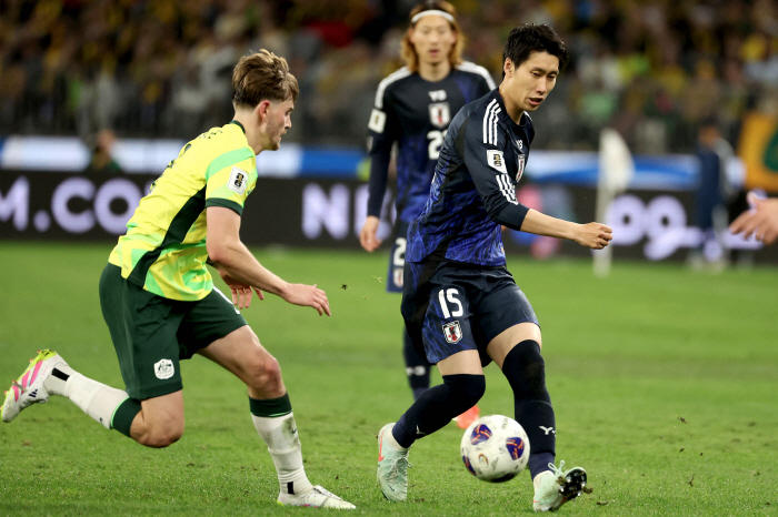 I don't care about Korea. Is Japan dreaming of winning the WC a pride? Is it confidence?  Fans, even if we participate in the European qualifying round, we're going to