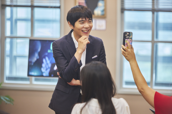Lee Se-dol's office workers will be on season 2..'Genius Who Beat AI' Comedy Acting Challenge 