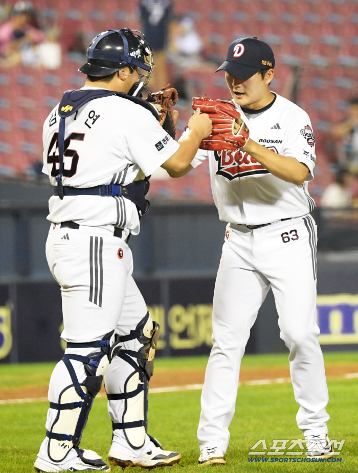  Doosan's Kim Ki-yeon and Kim Taek-yeon won