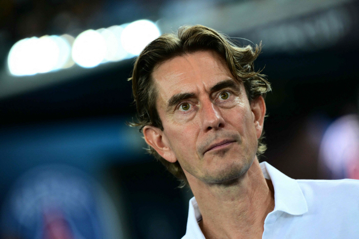 The surgery was successful, but the patient died. Tottenham manager is satisfied with the Super Cup defeat...He rarely gives me a chance against the world's best opponent → Next season's pressure tactics are key