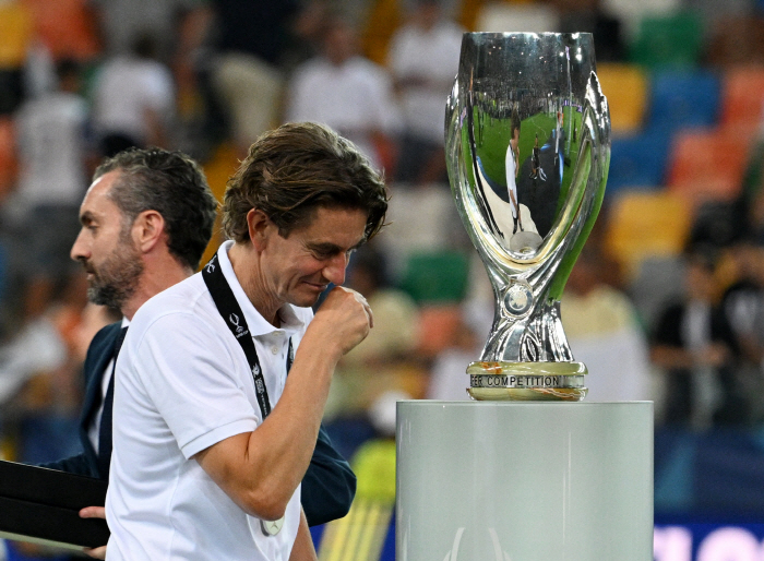The surgery was successful, but the patient died. Tottenham manager is satisfied with the Super Cup defeat...He rarely gives me a chance against the world's best opponent → Next season's pressure tactics are key