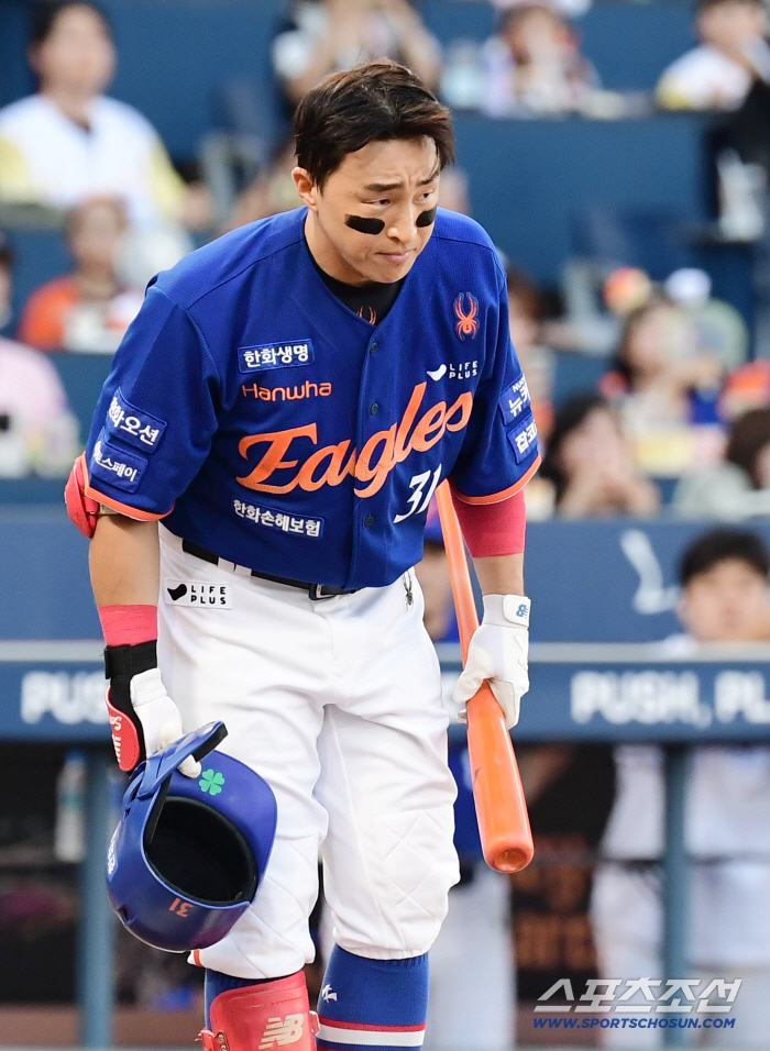 Better than 7.8 billion FA! Moon Hyun-bin's wedge 3 points  Jung Woo-ju 155km banging...Son Ah-seop's homecoming Hanwha catches NC and breaks down for five consecutive wins 