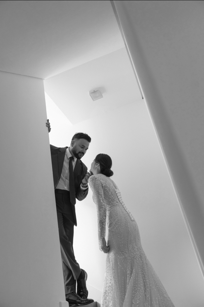  Lucky from India, wedding pictorial with a bride-to-be-pregnant...New Journey Together (Full Story)