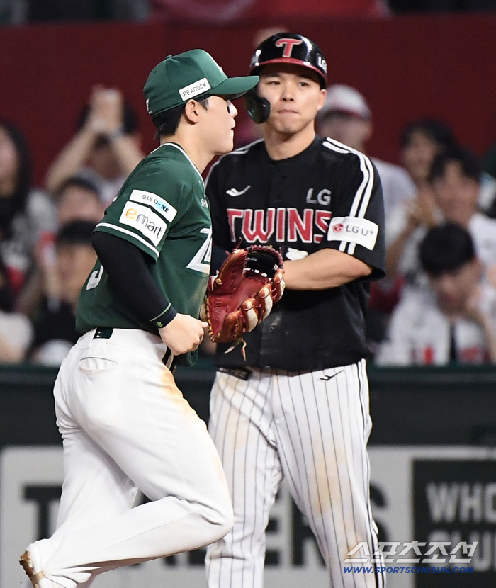 Jung Joonjae's good defense, Moon Sungjoo biting his lips
