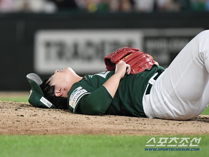  Kim Min hit by Koo Bon-hyuk's hitting ball
