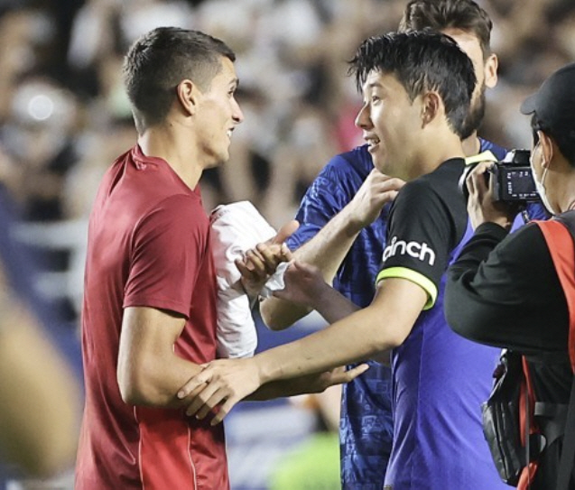 Son Heung-min and the man who saved SON from the clash →. Now, the ground has decided to retire professional soccer