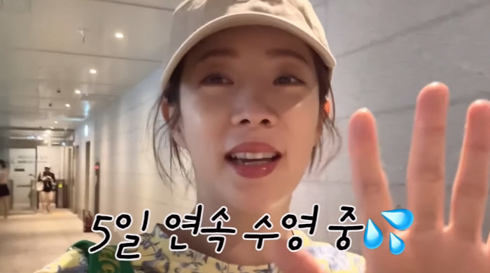 44-year-old pregnant Park Eun-young, the story of lying down exhausted...Water play on the 5th day. have no time to gain weight