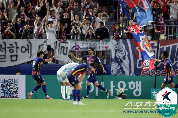Crazy Sabak 5G consecutive goals X multi-goal Suwon FC Sharpball rose to 42 wins!9th place against Shin Tae-yong's Ulsan