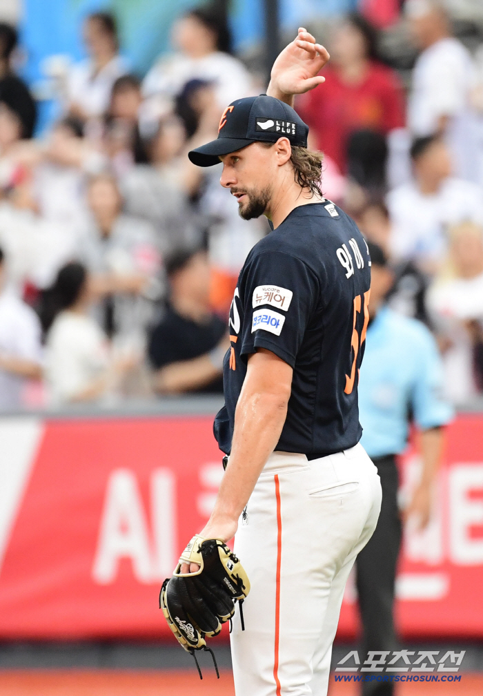 Fans who threatened their wives and even poisoned their dogs for only three games ruined the KBO League