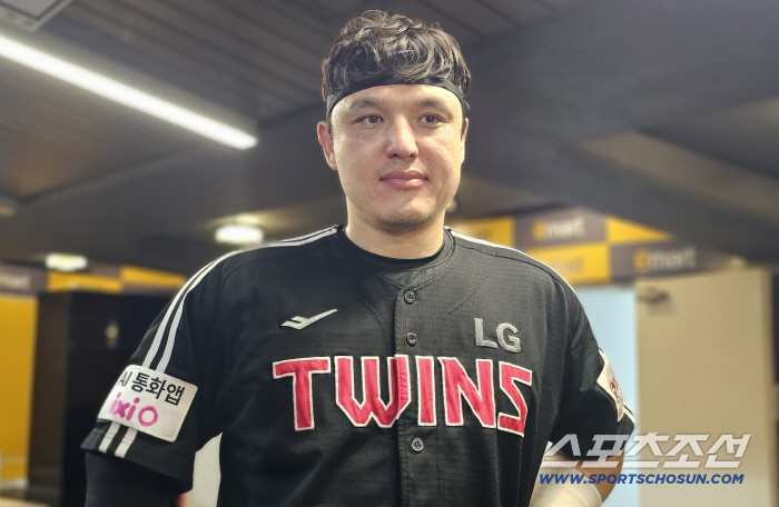 A three-run shot from behind that hit the strongest finish of 1 blon. Let's not be greedy for Park Dong-won's enlightenment and wait for the ball we can hit 