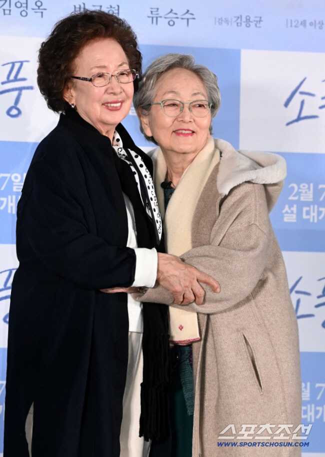87-year-old Kim Young-ok broke up with a fellow actor, 'I'm not Na Moon-hee..'I'm hurt by the joke'