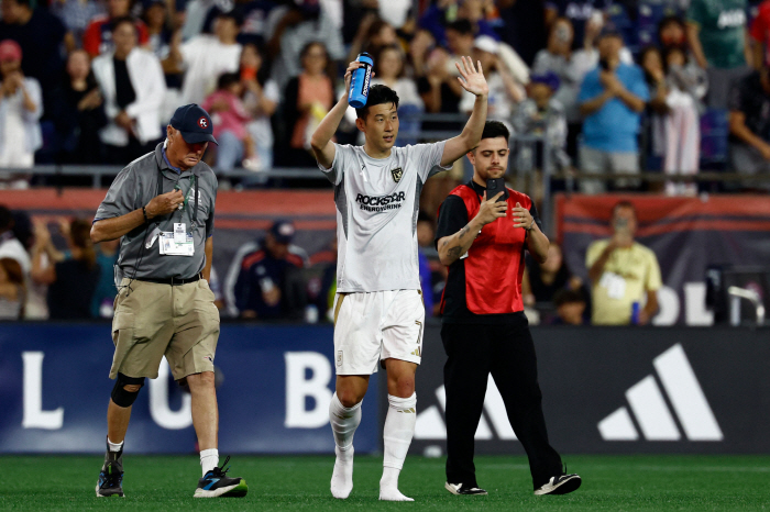 Apsoluri Next Level Son Heung-min's first attack point shocked the broadcasters, first selection → selection of the game's best player...The MLS stage is narrow. It's narrow