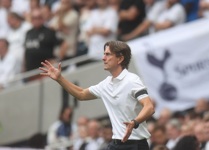  Son Heungmin is in the past Kudus → Hishalisson's two-goal collaboration  Johnson's wedge goal Tottenham defeated Burnley 30 in the opening game...Frank's debut win