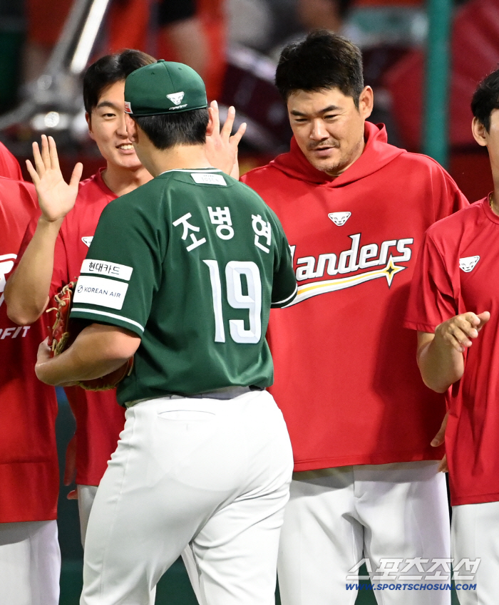 It's too much for LG. Even the strongest team in the bullpen is sweating → How is it different from when you face other teams