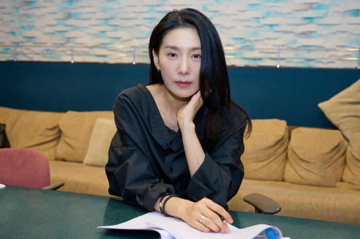 Kim Seo-hyung, how do you feel about the documentary…I hope we can continue to produce documentaries on political, security, and war trends (World 1945)