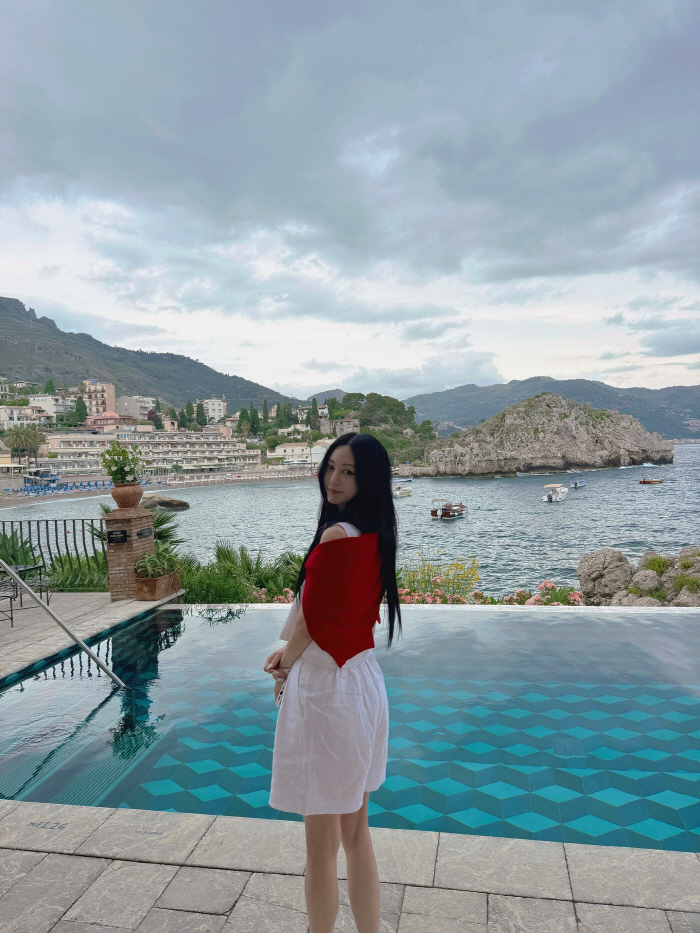 Life is like Han Ye-seul...Han Ye-seul ♥ Ryu Sung-jae couple, a visual couple who are perfect for exotic scenery