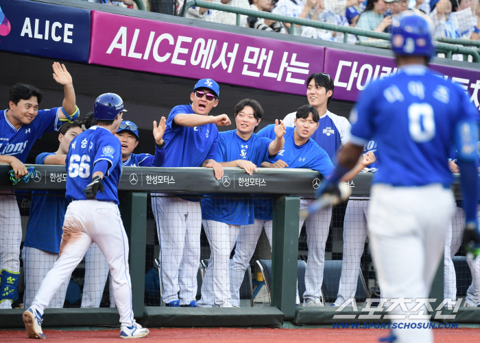  Diaz's first RBI and Park Seung-gyu's first score from the first inning