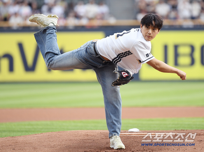  Lee Do-hyun threw a fastball that surprised players