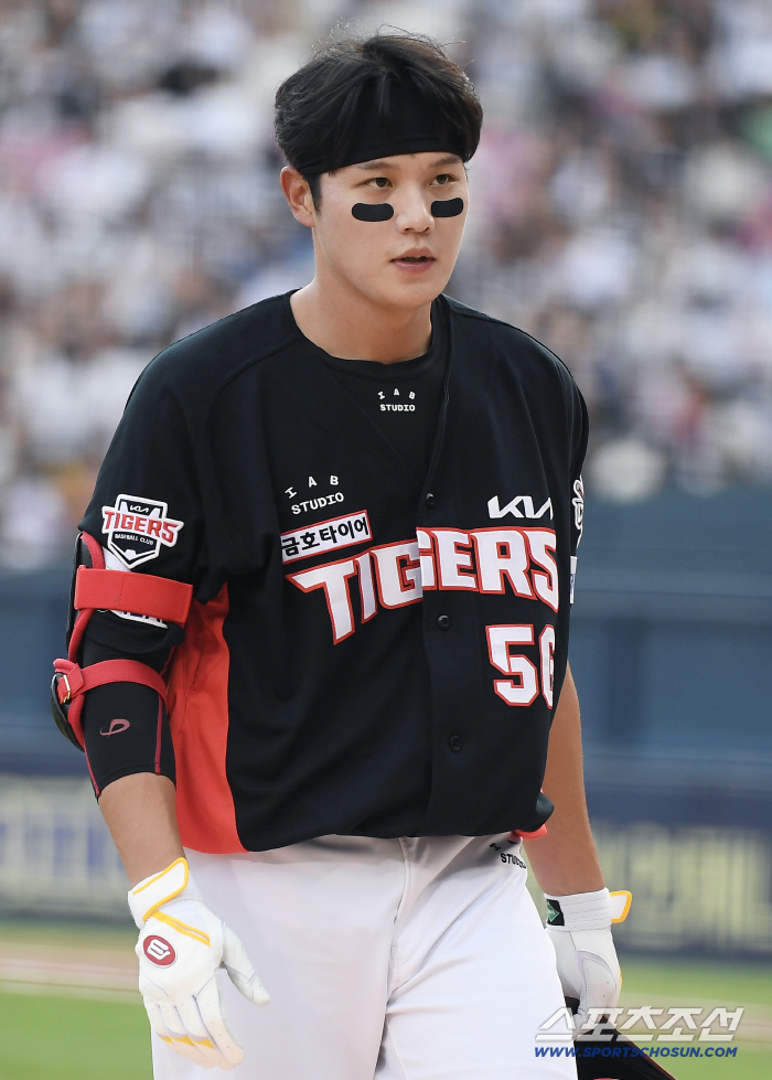  Oh Seonwoo couldn't make the most of the bases loaded chance