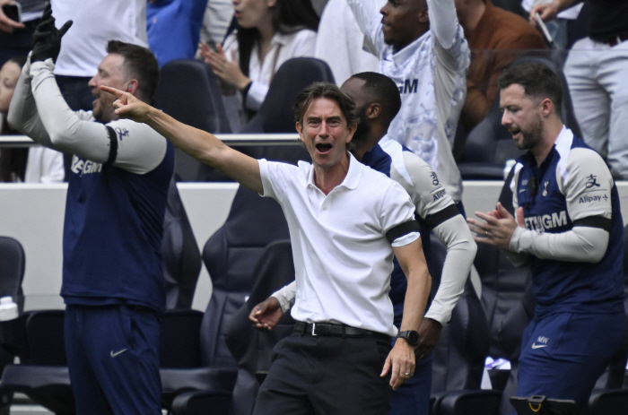The season's best goal was scored too early. Coach Frank's generosity, Son Heung-min's pro-Hishali song...Fantastic multi-goal → Tottenham is in trouble with 30 complete wins against Burnley