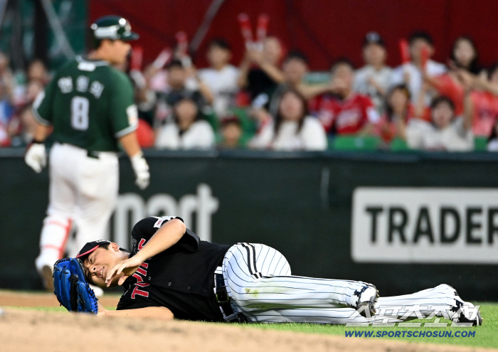 Song Seung-gi (Incheon Field) bowed his head to the bases-loaded gun because of the fire injection that hit his hip
