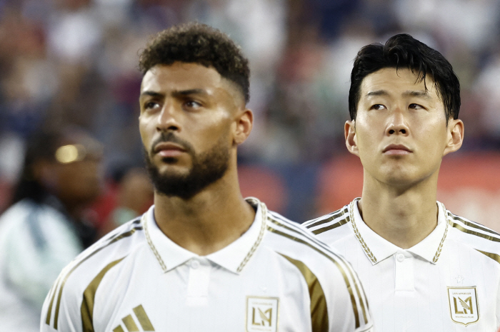What a bummer! Debut goal! First MLS starter Son Heung-min missed his shot in the 26th minute of the first half and LAFC finished with 00 in the first half