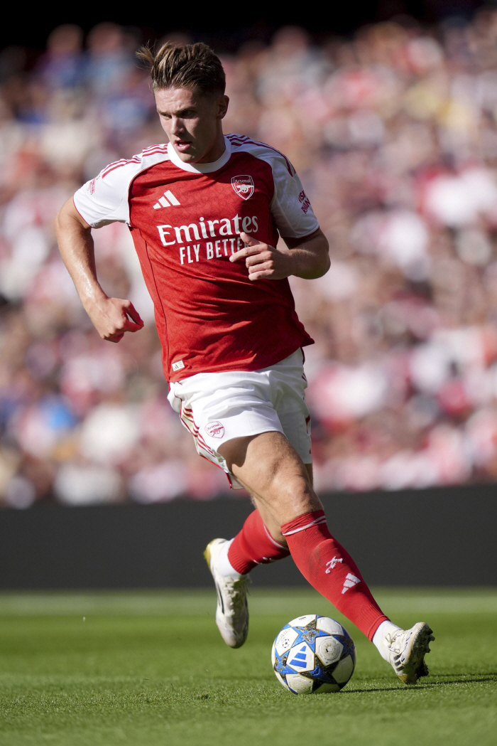 Goal? 0 shots! Arsenal chose to abandon their girlfriend and 118.7 billion won. Yokeres' debut game is a nightmare
