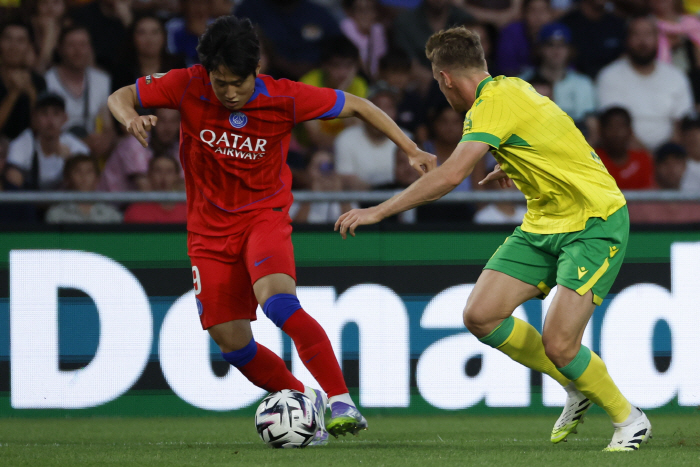It has emerged as the center of PSG. Lee Kang-in played 61 minutes as the opening starter of League 1 and contributed to 10 wins. 3rd place in the team