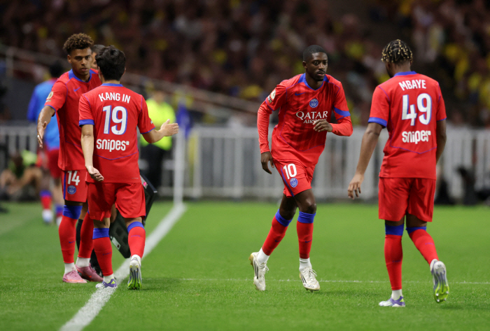 It has emerged as the center of PSG. Lee Kang-in played 61 minutes as the opening starter of League 1 and contributed to 10 wins. 3rd place in the team