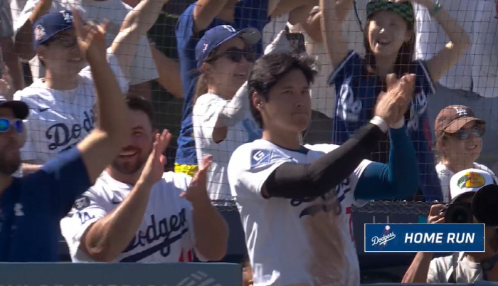It wasn't Betts for no reason! Ohtani's pious standing ovation 3 consecutive games sweep LAD, SD is no match for him