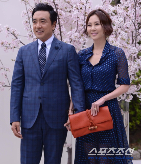 Kim Nam-joo and ♥ I like Kim Seung-woo more than my husband