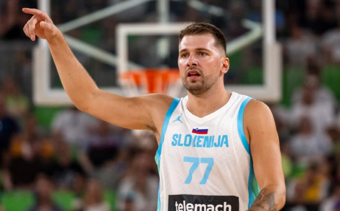 A major alteration, a completely different Hallelujah! 26 points explosion  sharp moment speed  defense upgrade. Doncic, what has changed