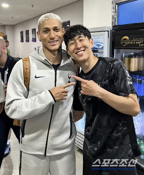 Were you scared of SON? Problem-ah → New-Ace transformation. Tottenham Hishallisong opener multi goal, what's going on here?