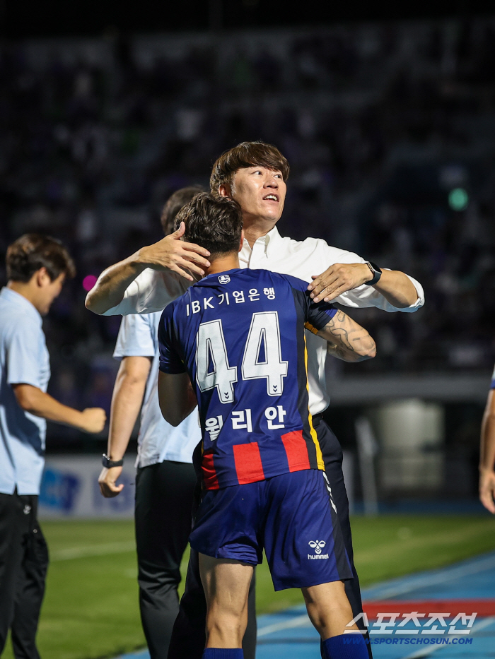 Win, win, lose!My friend Ssabak → Willian → Noh Kyung-ho Lee Dong-sung Shop Verge Kim Eun-joong's Sharout 