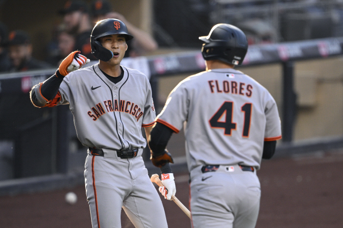  Resurrection? It was a long way away. I was lucky today, SF Lee Jung-hoo. Luck's 7G consecutive hits, in reality, Heart Hit Zero (0)