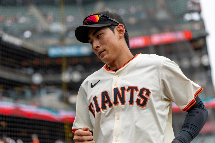  Resurrection? It was a long way away. I was lucky today, SF Lee Jung-hoo. Luck's 7G consecutive hits, in reality, Heart Hit Zero (0)