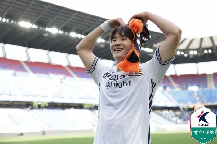 In two weeks, the ransom has risen a little more (1 billion won) and the market value of the popular male Kang Sang-yoon is 6.7 billion days after the closing price (CIES)