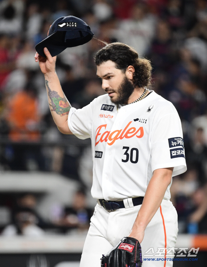 It's not a cold, it's enteritis. Super ace Ponce won the award and was scheduled to take the mound on Tuesday