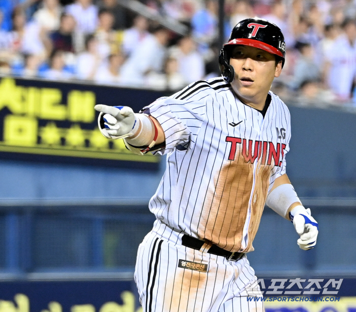 Lotte has lost 9 games in a row! Humiliation after 20 years, I can't see an exit...LG won another scoreless pitch by a new foreigner  Kim Hyun-soo's net shot. 