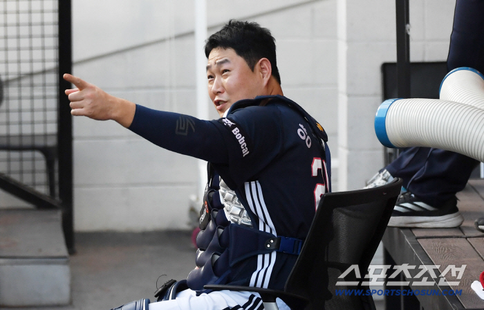  Compliment Yang Eui-ji's juniors
