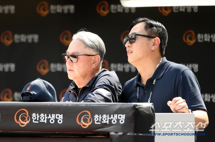  Kim Kyung-moon Director Choi Won-ho, commentator, and former and current director's conversation