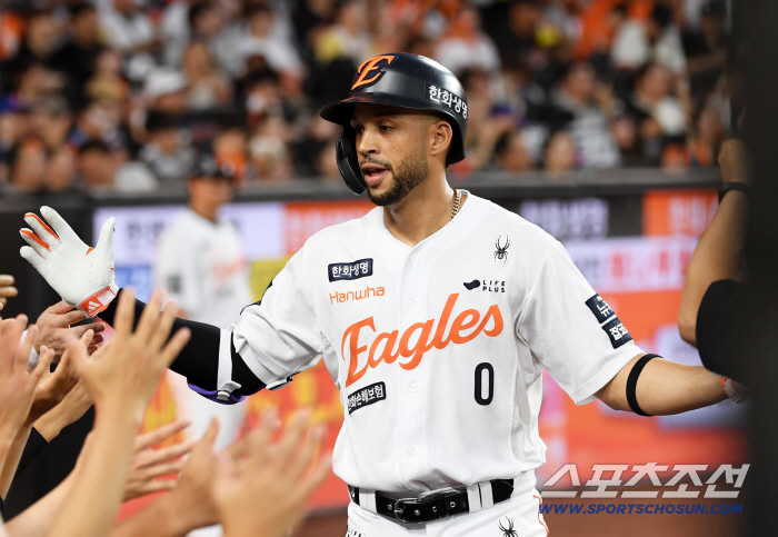  Liberato's come-from-behind two-run shot