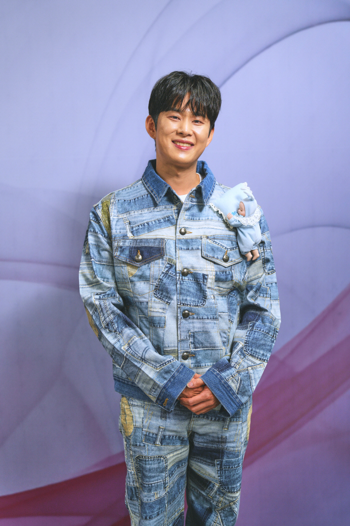 Son Min-soo, who joined 'Baby Baby', said, 'Getting a certificate as a baby sitter and postpartum cook... 'Looking at Park Soo Hong, I want to be a Korean chef'