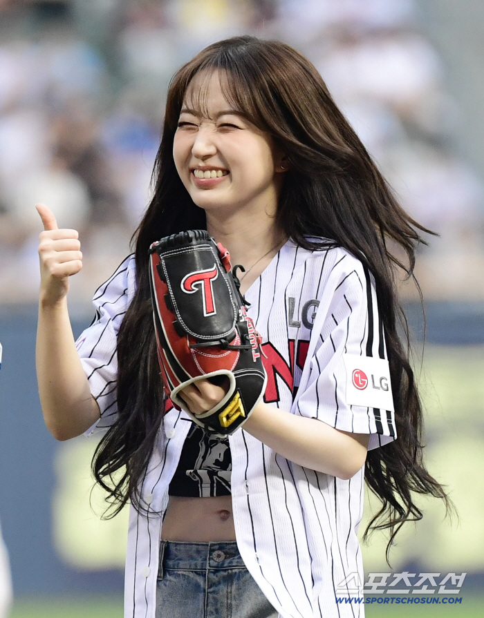53 come-from-behind wins, LG 70 wins, first come first served. He has a 77.1% chance of winning the regular league. Lotte has lost 10 consecutive games for the first time in 22 years since 2003 