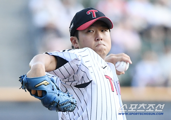 The 9th round is the starting member with 9 wins, and the 156km rookie, who was pushed back to the 10th place, is a must-win group, and the specialist in the logistical division is a major leap forward. Yook Sung Restaurant LG succeeded again this year