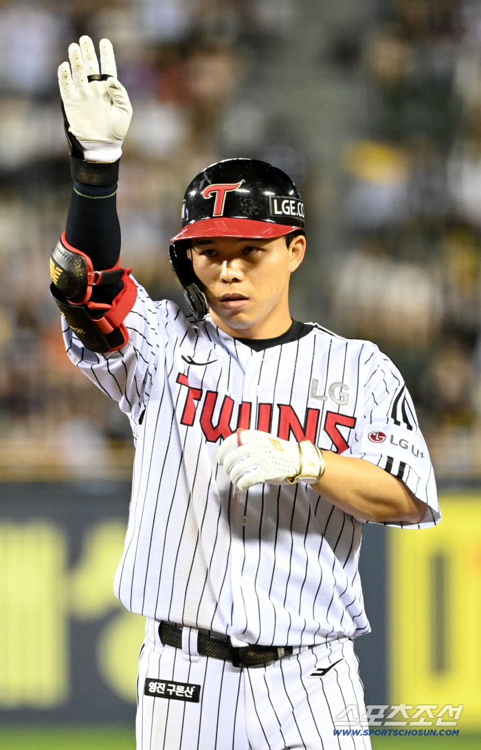 The 9th round is the starting member with 9 wins, and the 156km rookie, who was pushed back to the 10th place, is a must-win group, and the specialist in the logistical division is a major leap forward. Yook Sung Restaurant LG succeeded again this year