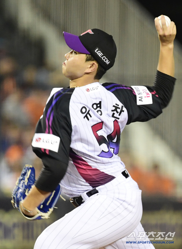 The 9th round is the starting member with 9 wins, and the 156km rookie, who was pushed back to the 10th place, is a must-win group, and the specialist in the logistical division is a major leap forward. Yook Sung Restaurant LG succeeded again this year