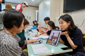 Daewoong Pharmaceutical conducts ESG digital health medical service in Daebudo Island