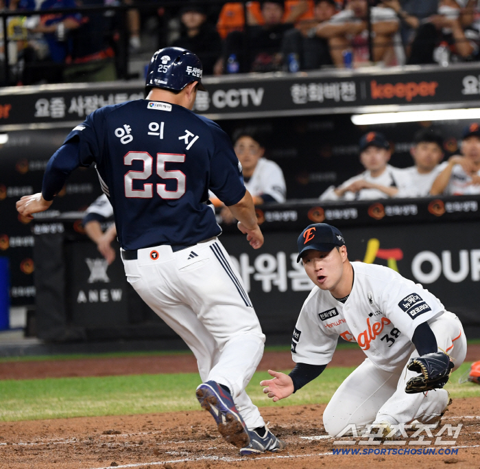 Hanwha's fourth consecutive shock! Doosan Miracle is crazy → 6 consecutive wins! Then, the 5th place and the 4th game difference!